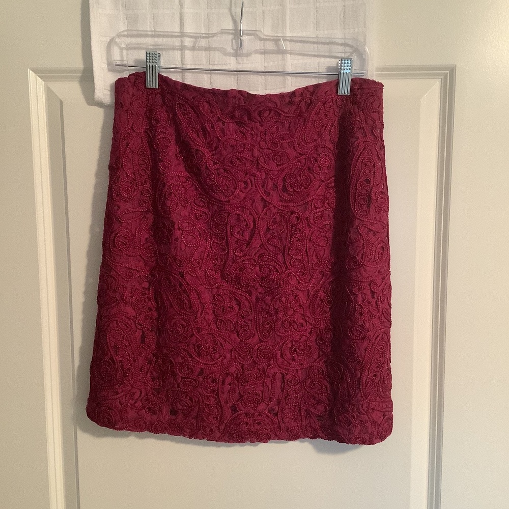 Missy Robertson Ladies Embroidered Lace Skirt Fuchsia Size L